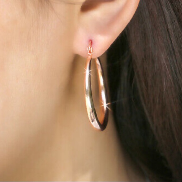 NEW 18k Rose gold Plated Hoop Earrings - Picture 6 of 6